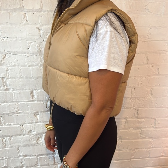 Tan Puffer Vest - Picture 4 of 5